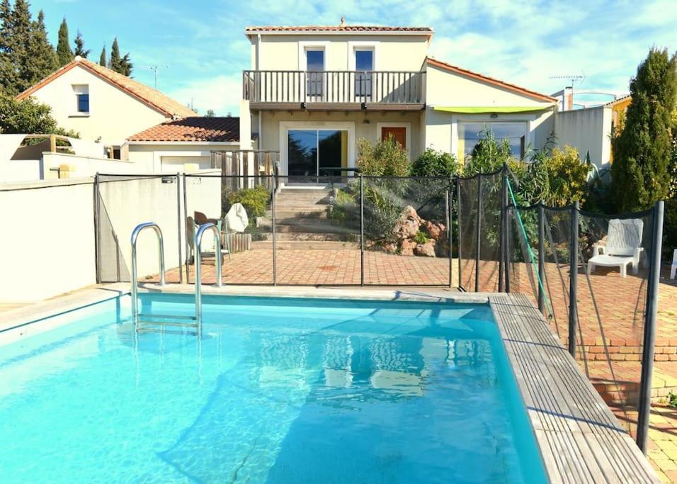 Grande Villa Neuve Avec Piscine Pres Mer Et Sete Баларюк-ле-Бен Екстериор снимка