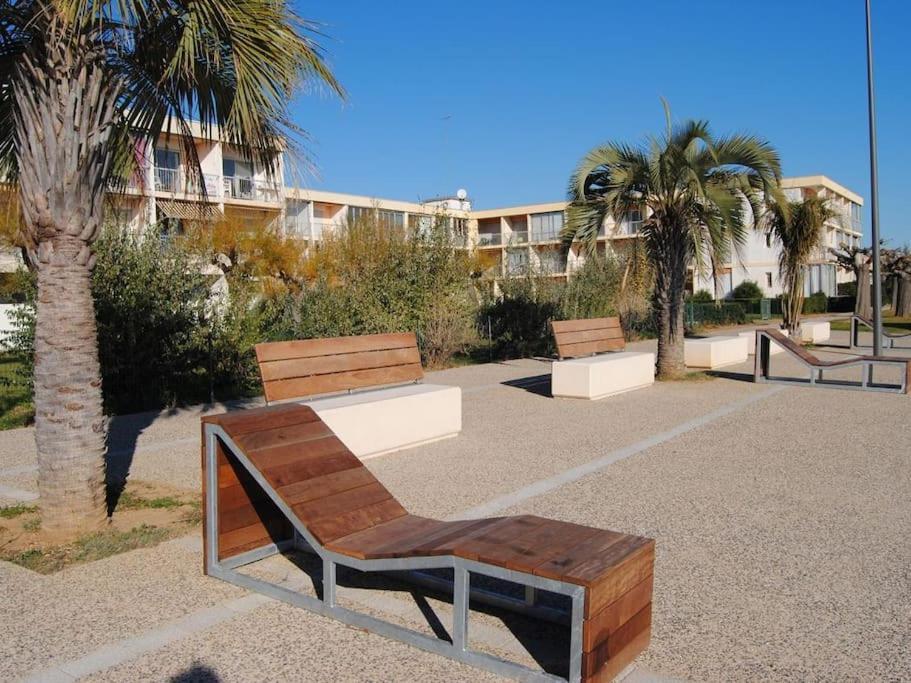 Grande Villa Neuve Avec Piscine Pres Mer Et Sete Баларюк-ле-Бен Екстериор снимка